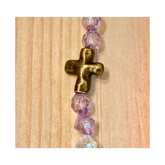 Handmade Purple and Clear Bead Bracelet With Metallic Metal Cross - Picture 2 of 2